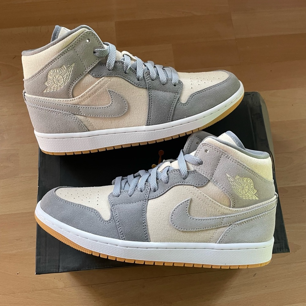 Jordan 1 mid coconut